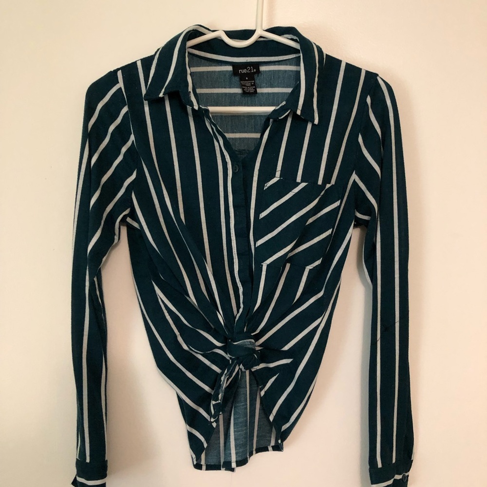 Rue 21, Woman’s Crop Long Sleeve, Size S